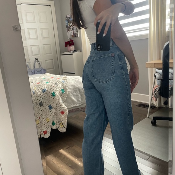 URBAN OUTFITTERS JEANS - Picture 2 of 3